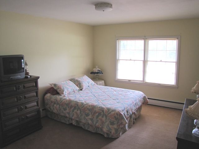 514 Quincy Road Seneca, SC 29678 - Photo 11 of 17 Gallery Image 11