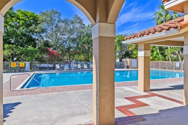 $599,000 | 1361 Seagrape Circle, Weston, FL 33326