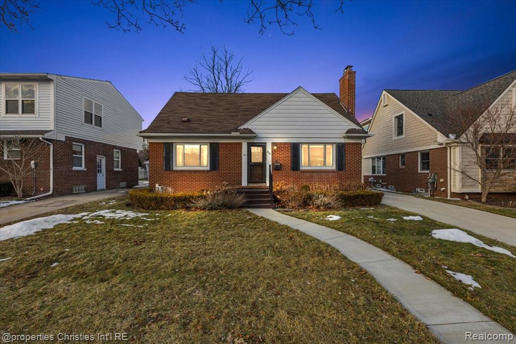 2191 Manchester Road Birmingham, MI 48009 - Photo 34 of 45 Gallery Image 34