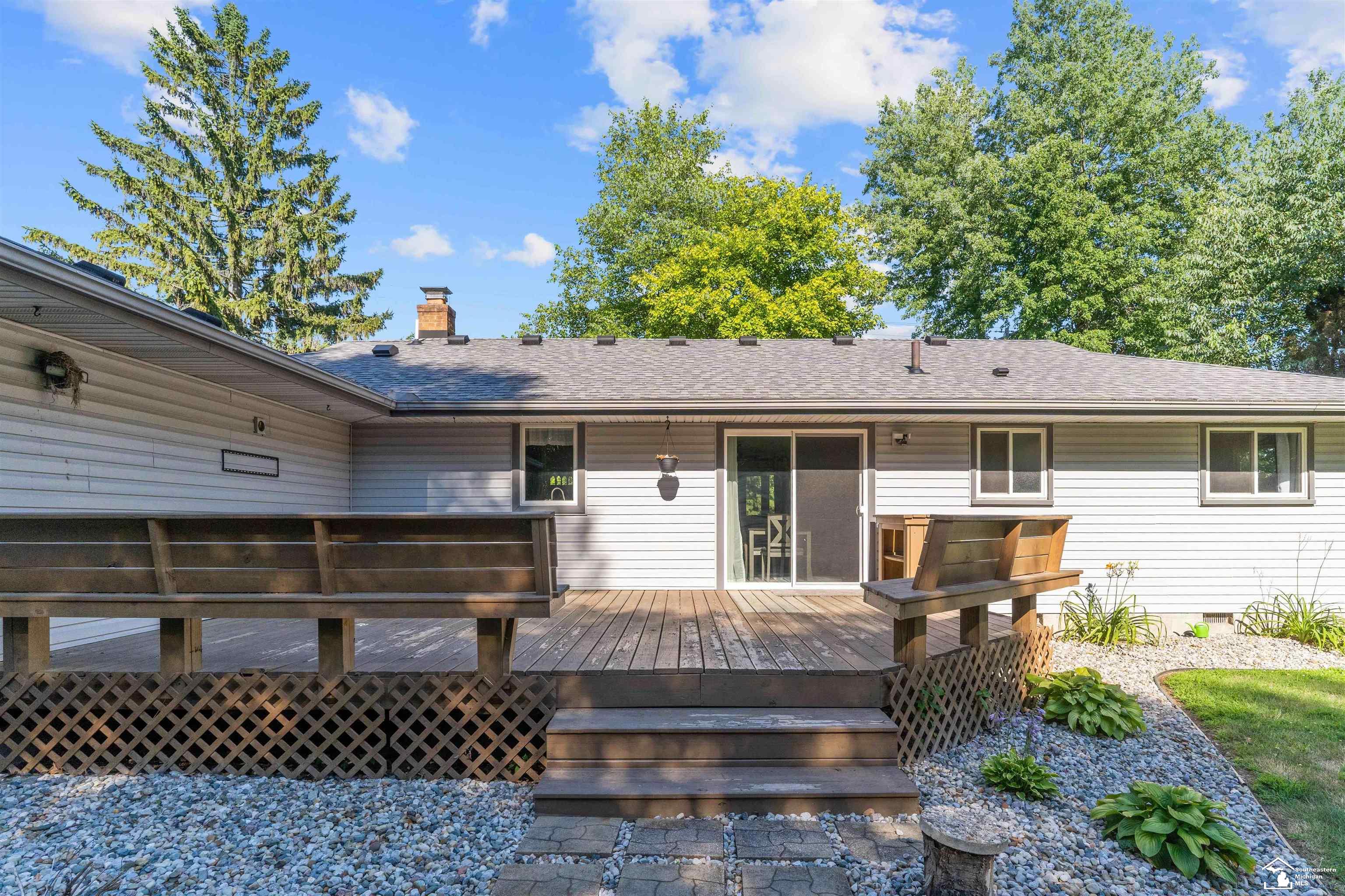 10069 Summerfield Road Temperance, MI 48182 - Photo 29 of 38