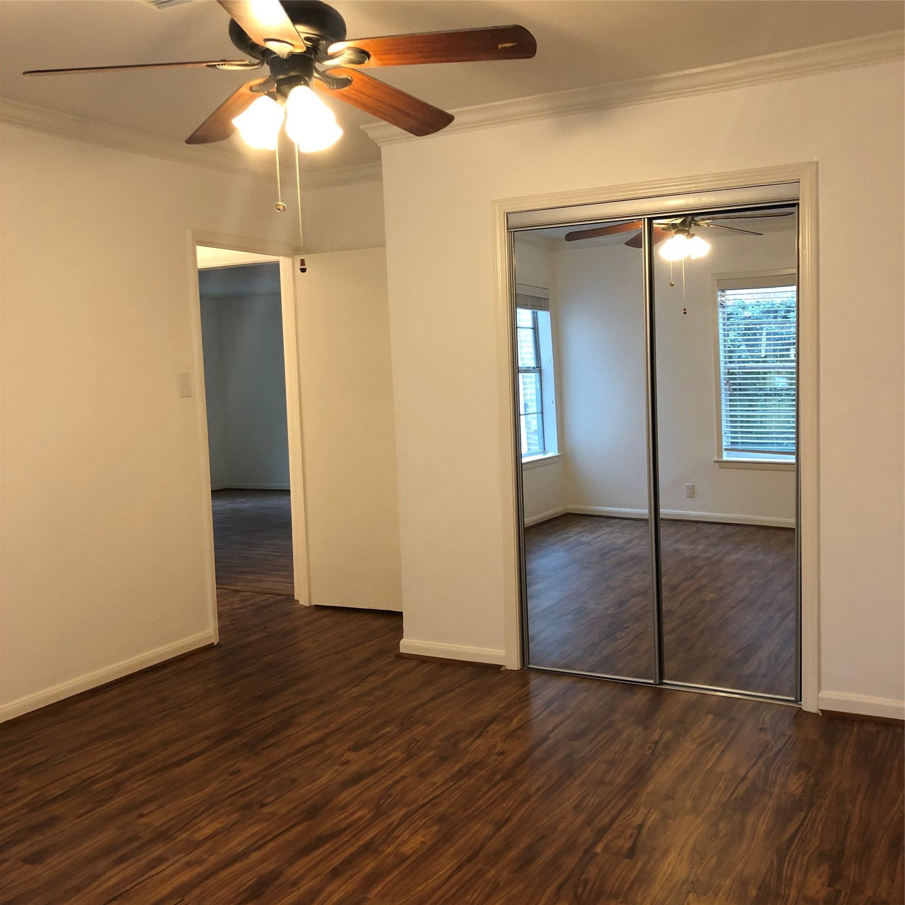 4236 Ruskin Street Houston, TX 77005 - Photo 16 of 19 Secondary bedroom #3.