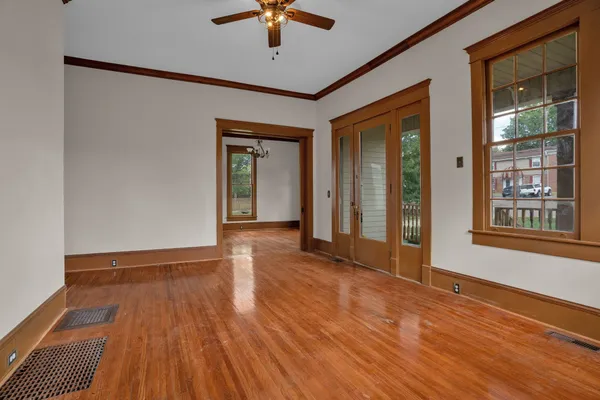 $395,000 | 115 North Main Street, Springfield, TN 37172