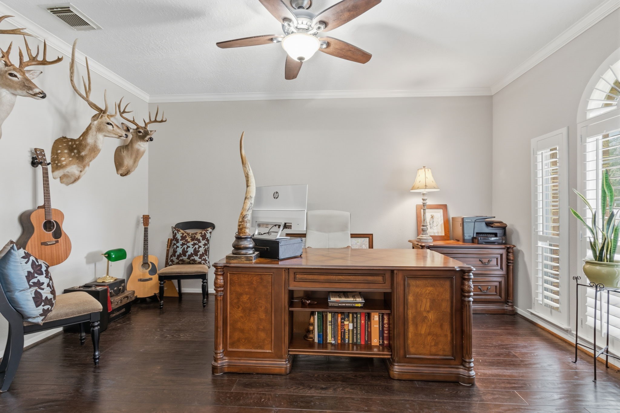 8419 Marchelle Lane Spring, TX 77379 - Photo 15 of 42 a living room with furniture and kitchen view