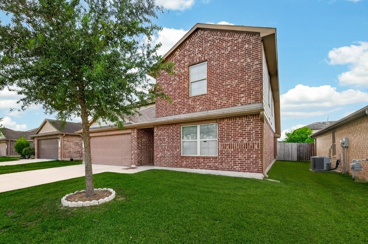 9206 Rustling Manor Lane Richmond, TX 77407 - Photo 3 of 35