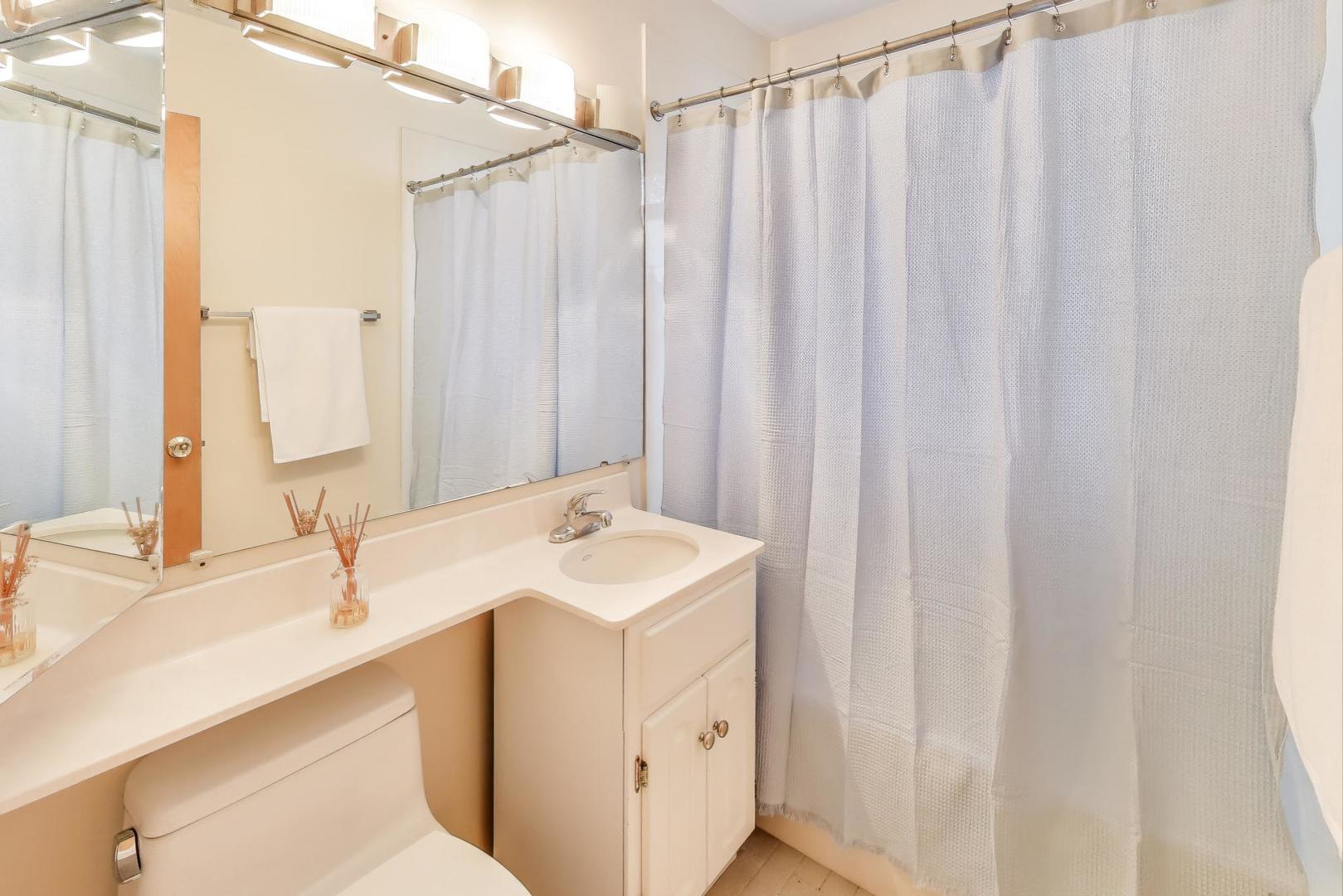 8849 Mc Vicker Avenue Morton Grove, IL 60053 - Photo 12 of 23