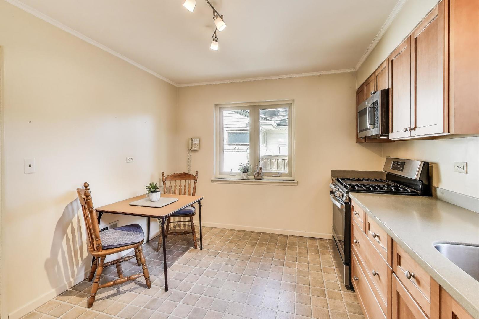 8849 Mc Vicker Avenue Morton Grove, IL 60053 - Photo 6 of 23