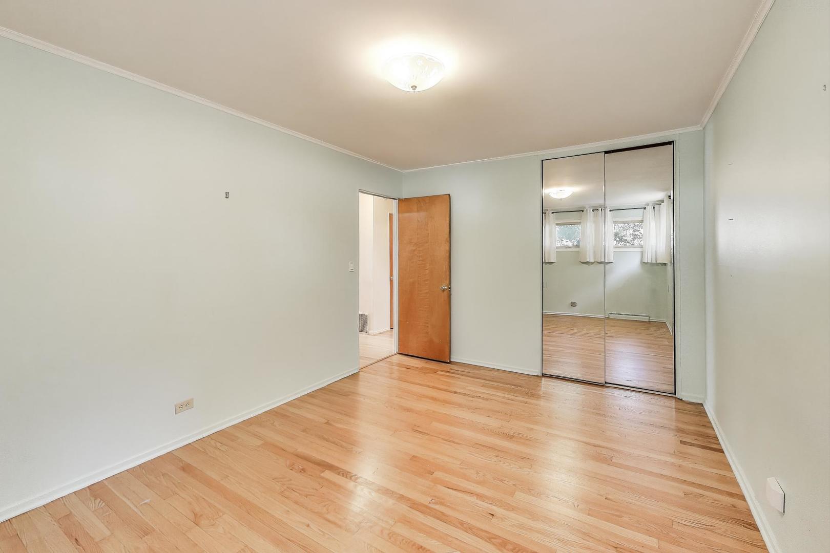 8849 Mc Vicker Avenue Morton Grove, IL 60053 - Photo 9 of 23