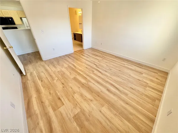 $1,495 | 950 Seven Hills Drive, Unit 1624, Henderson, NV 89052