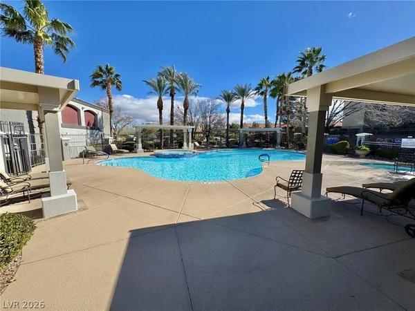 $1,495 | 950 Seven Hills Drive, Unit 1624, Henderson, NV 89052