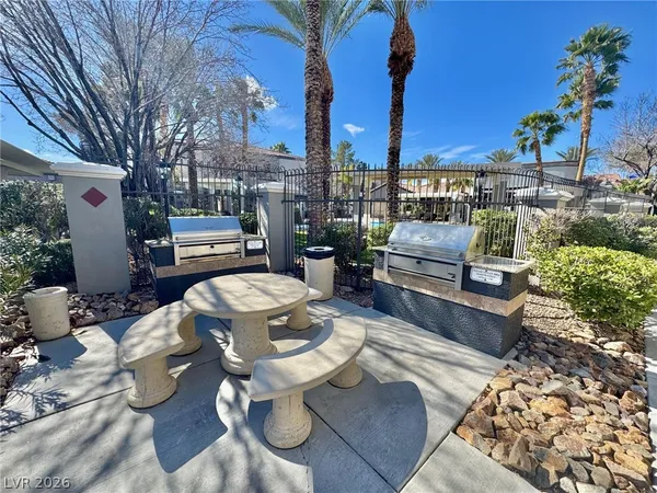 $1,495 | 950 Seven Hills Drive, Unit 1624, Henderson, NV 89052