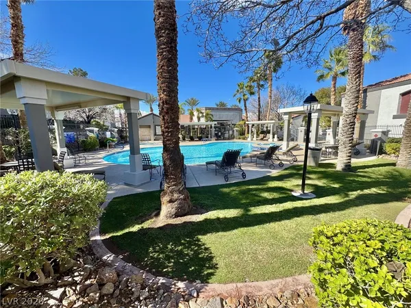 $1,495 | 950 Seven Hills Drive, Unit 1624, Henderson, NV 89052