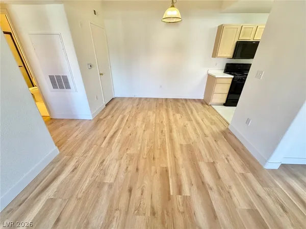 $1,495 | 950 Seven Hills Drive, Unit 1624, Henderson, NV 89052