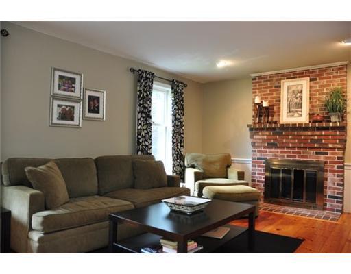 8 Ledge Hill Road Gorham, ME 04038 - Photo 9 of 21 Living Room.