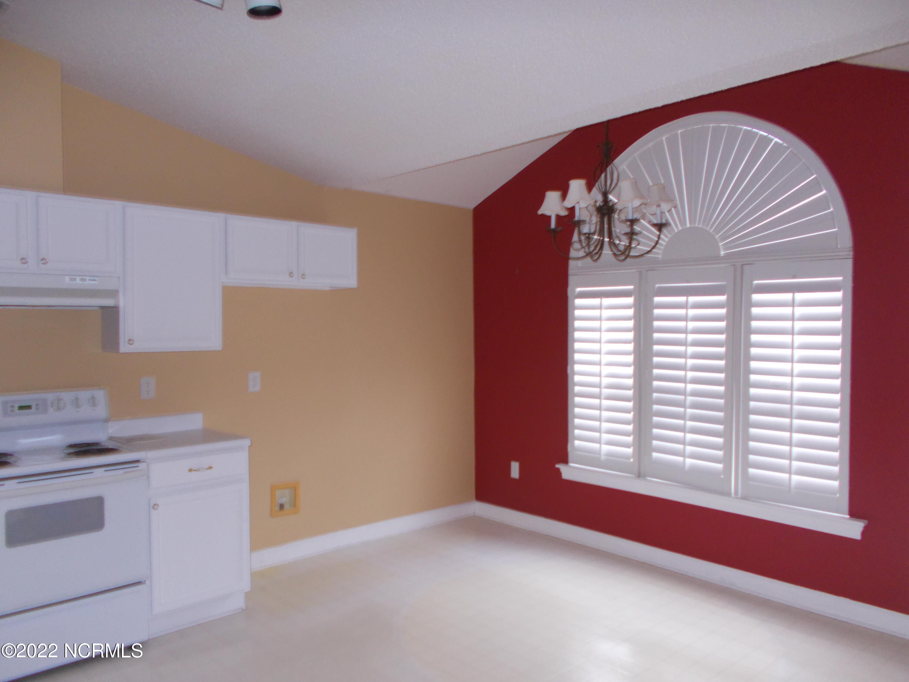 1927 Holly Ridge Road Kinston, NC 28504 - Photo 4 of 11 DSCN1716