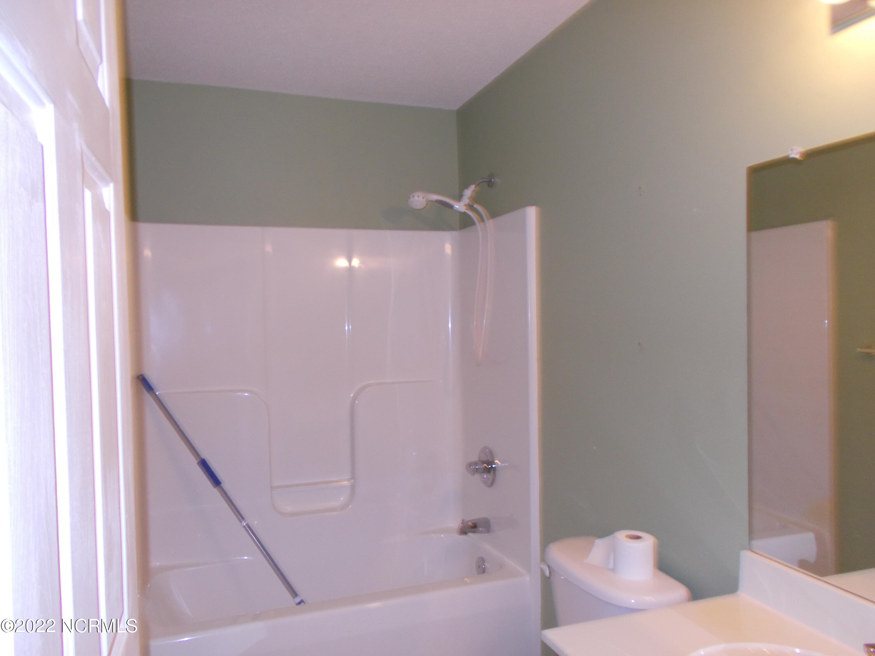 1927 Holly Ridge Road Kinston, NC 28504 - Photo 5 of 11 DSCN1721
