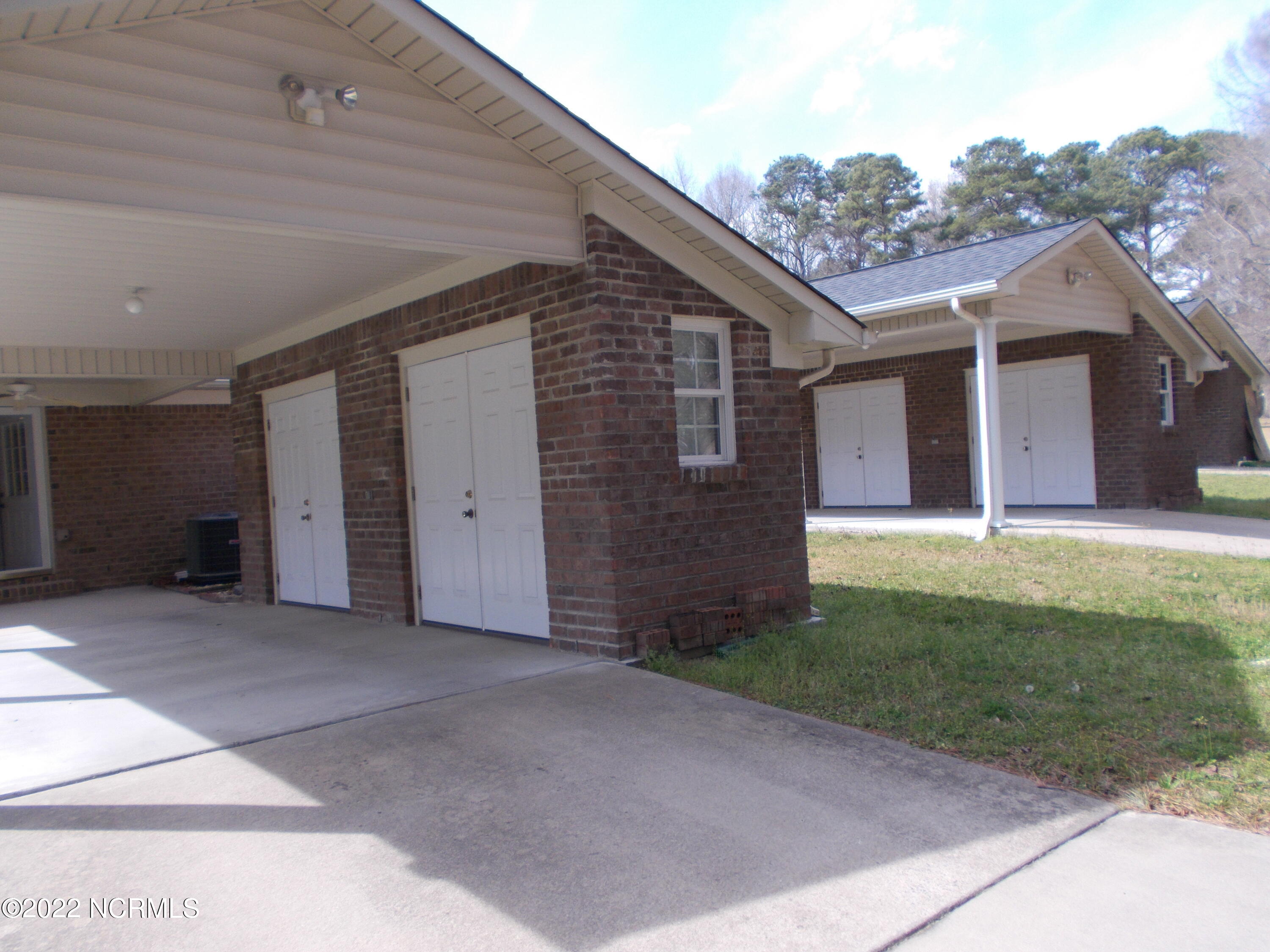 1927 Holly Ridge Road Kinston, NC 28504 - Photo 7 of 11 DSCN1831