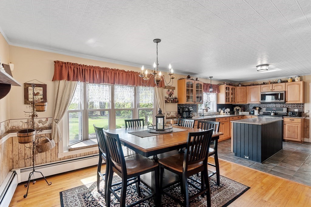 16 Windy Ridge Lane Charlton, MA 01507 - Photo 5 of 42 Gallery Image 5