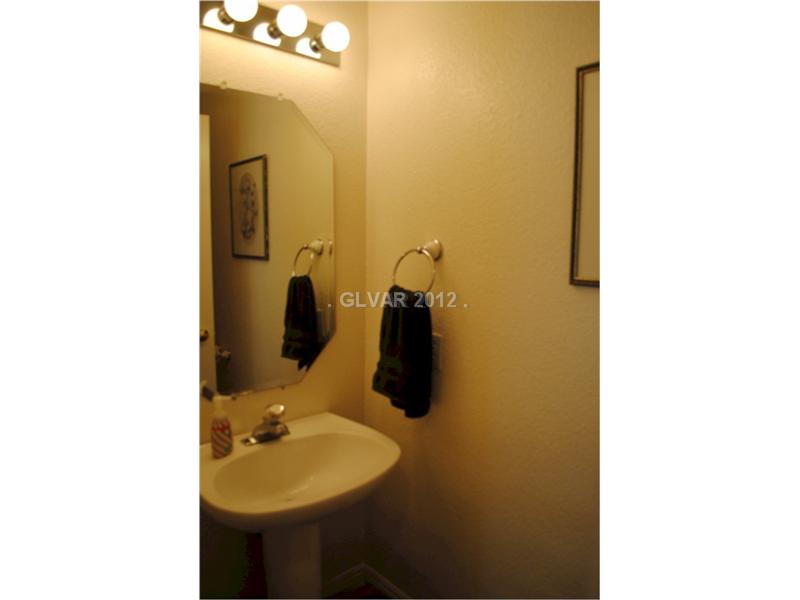 22 Rue De Parc Henderson, NV 89074 - Photo 8 of 32 Bathroom. Bathroom three downstairs