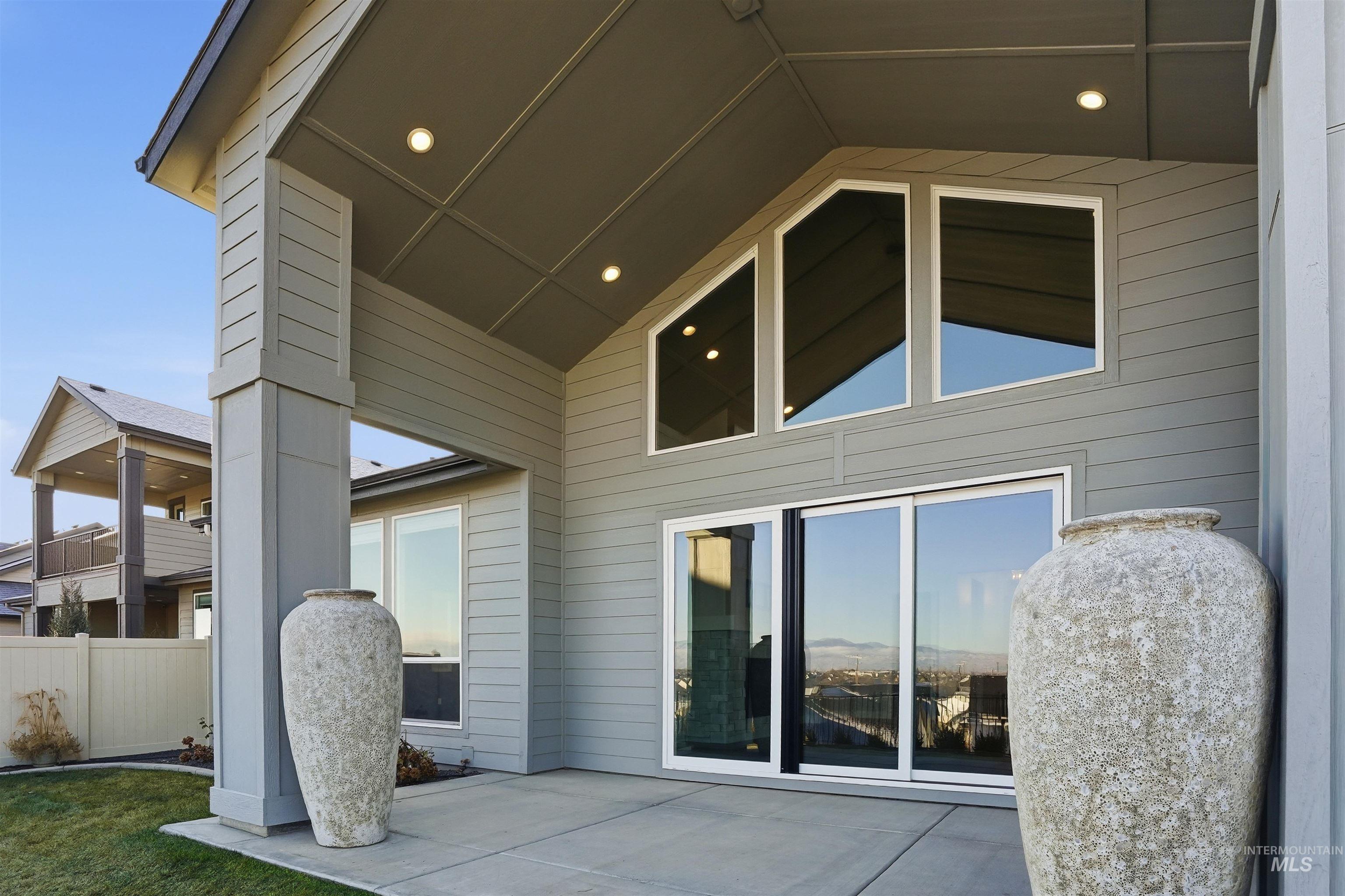 2976 East Parulo Drive Meridian, ID 83642 - Photo 35 of 40 View of patio