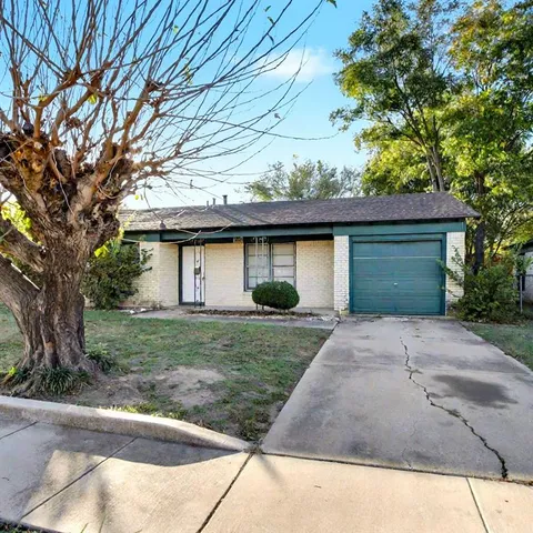 $1,695 | 4204 Pate Drive, Fort Worth, TX 76119