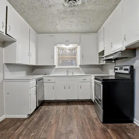 $1,695 | 4204 Pate Drive, Fort Worth, TX 76119