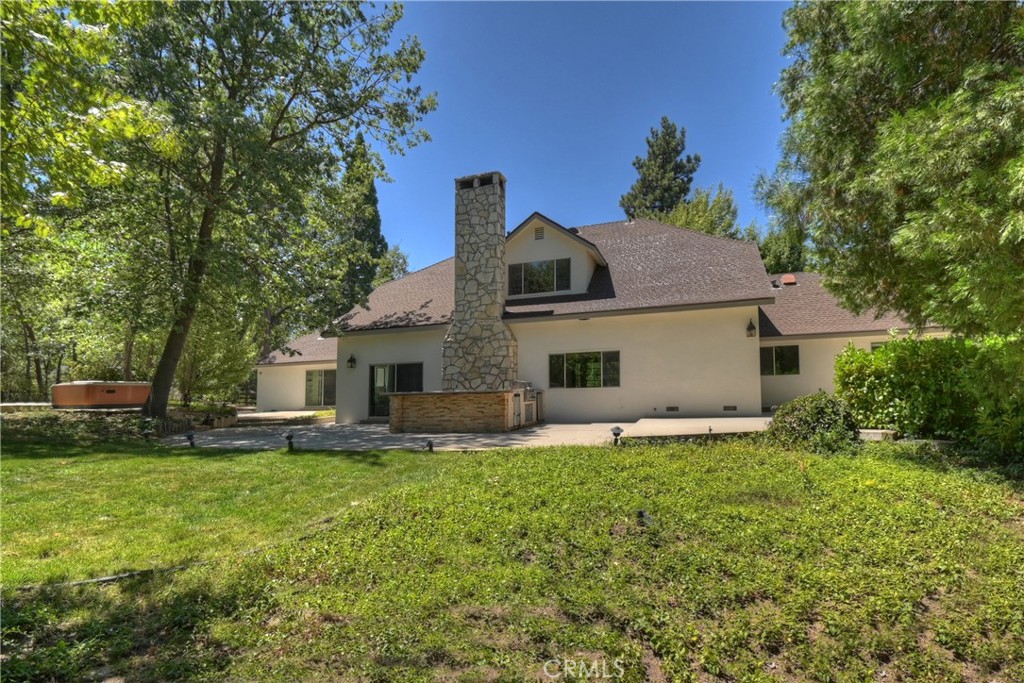 28411 North Shore Road Lake Arrowhead, CA 92352 - Photo 55 of 66 Exterior