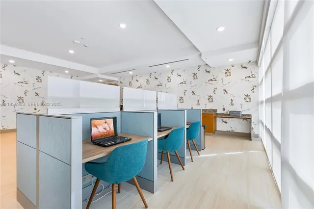 $1,326 | 19755 Southwest 110th Court, Unit 513, Miami, FL 33157