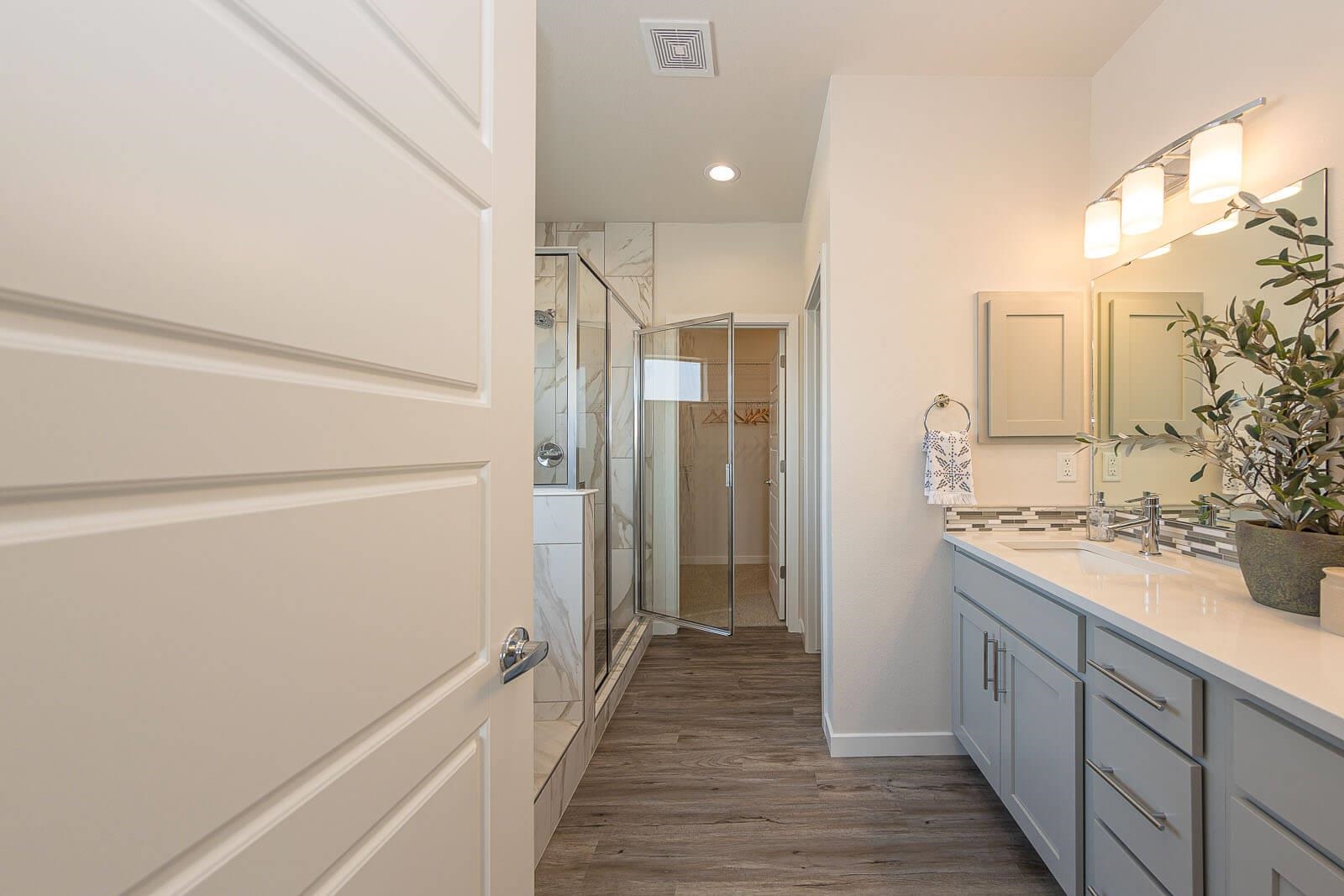 2541 Bleu Circle Casper, WY 82609 - Photo 13 of 28