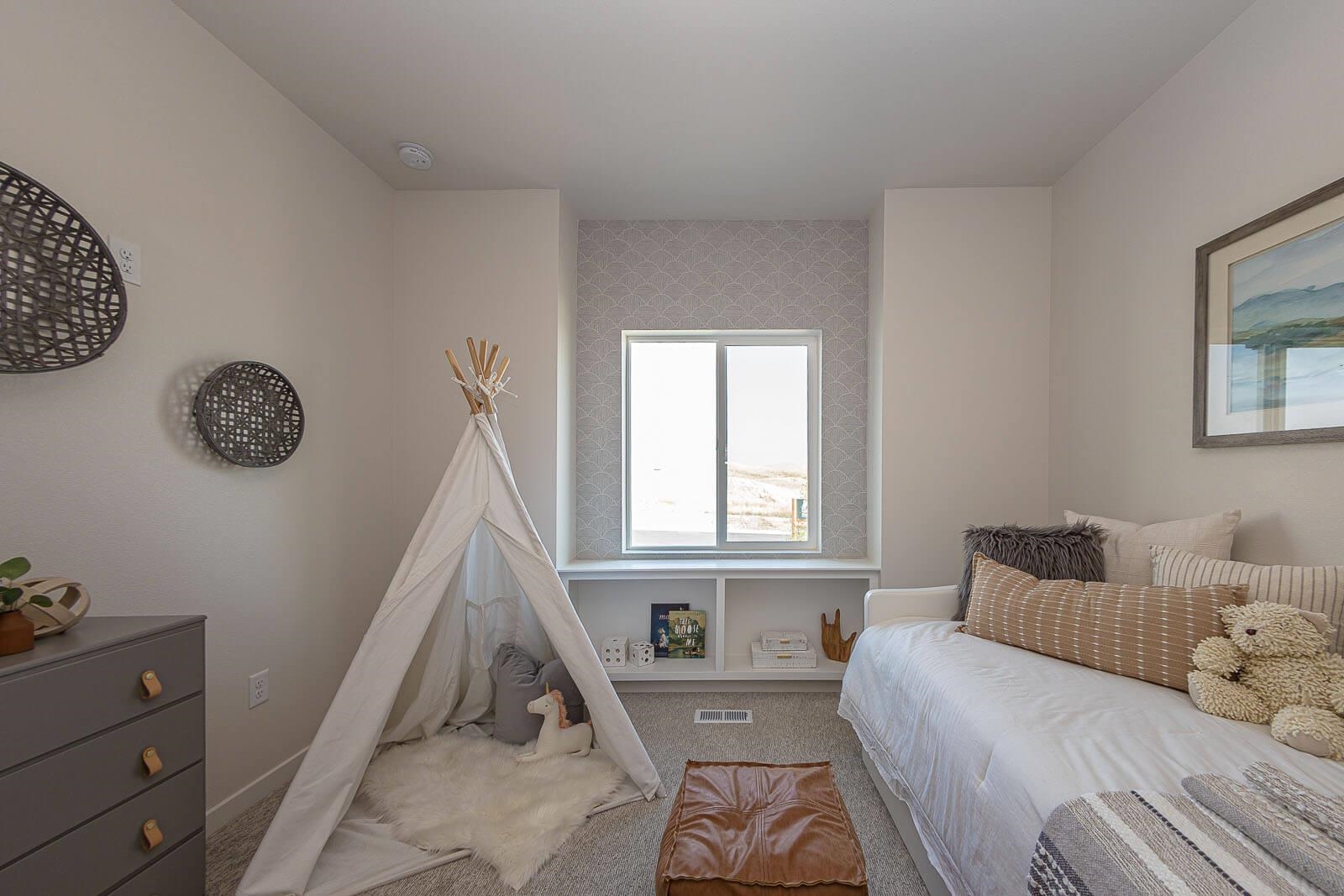 2541 Bleu Circle Casper, WY 82609 - Photo 9 of 28