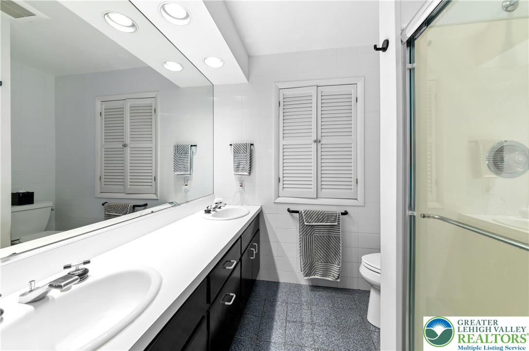 2334 Riverbend Road Allentown, PA 18103 - Photo 31 of 44 Gallery Image 31
