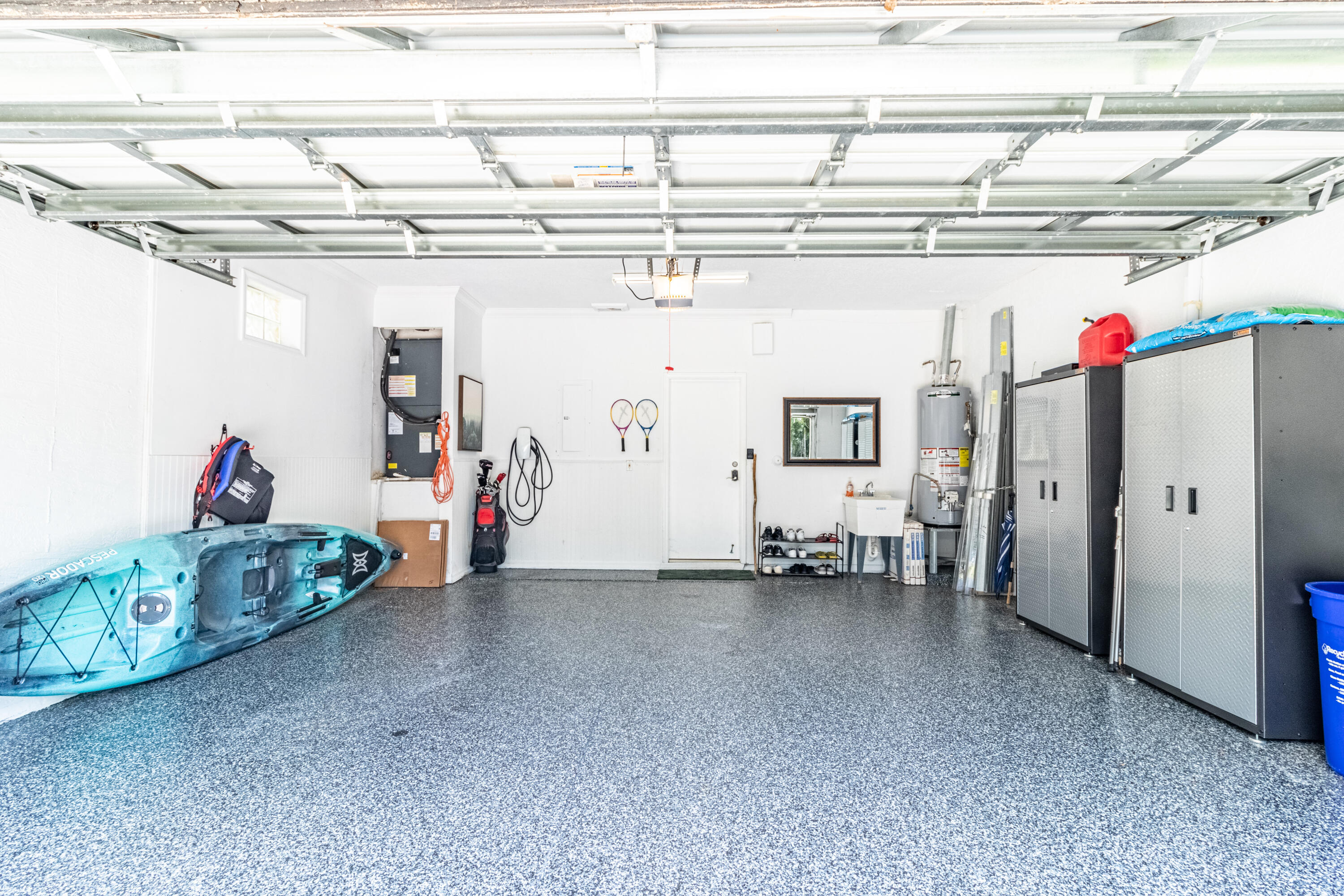 10155 Foal Road Lake Worth, FL 33449 - Photo 28 of 33 Garage
