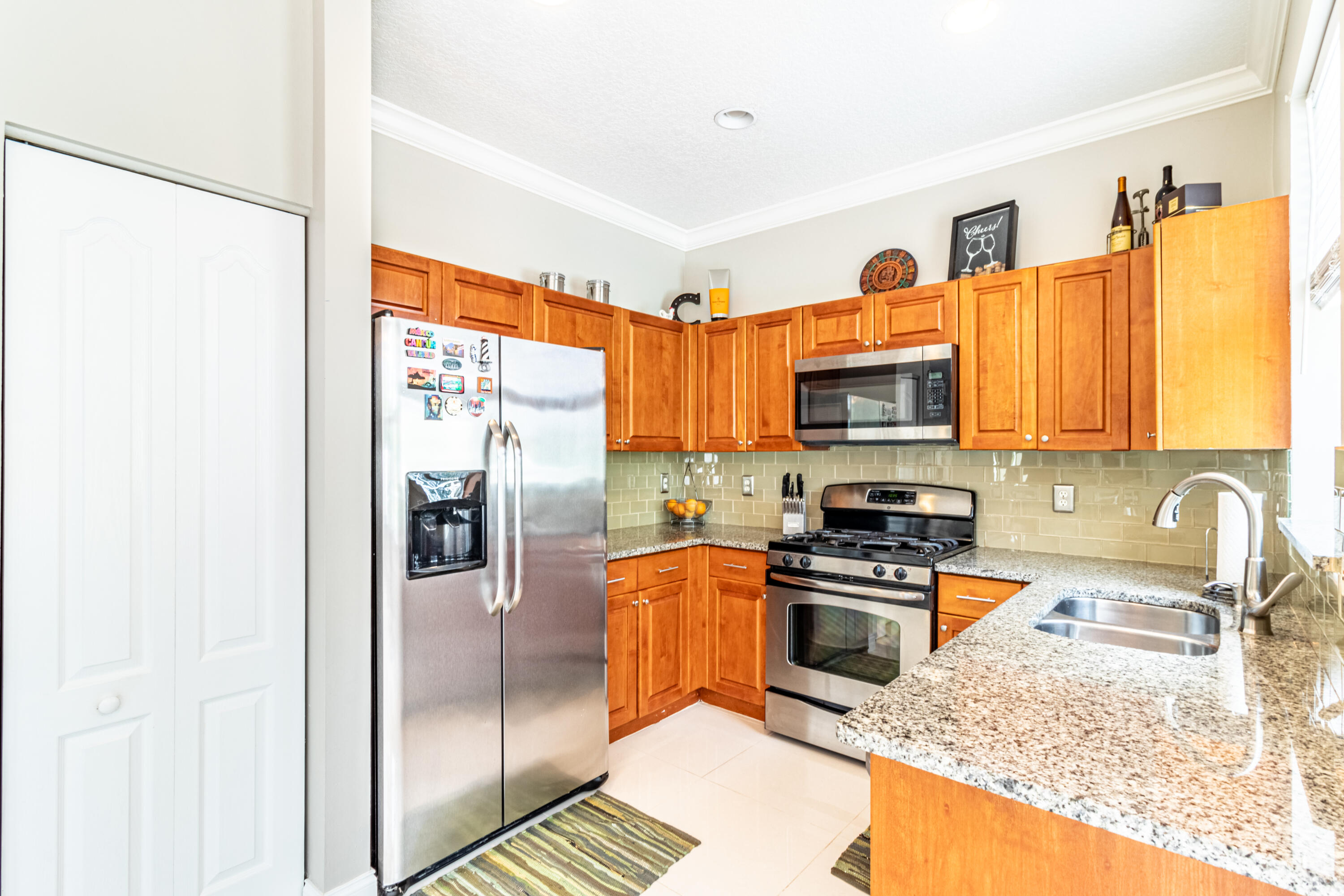 10155 Foal Road Lake Worth, FL 33449 - Photo 7 of 33 Kitchen