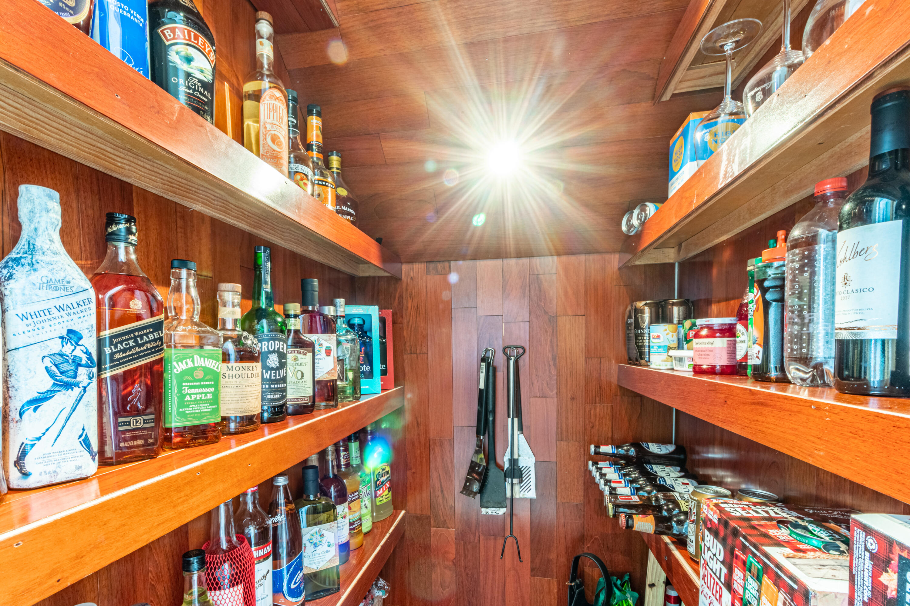 10155 Foal Road Lake Worth, FL 33449 - Photo 9 of 33 Liquor Cabinet
