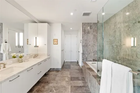 $1,795,000 | 501 West Avenue, Unit 3304, Austin, TX 78701