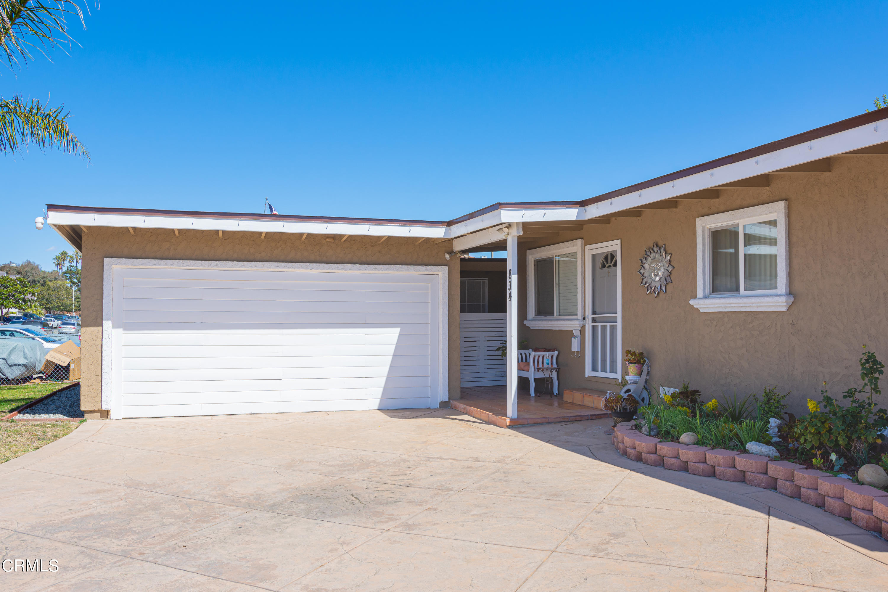 834 Rialto Street Oxnard, CA 93035 - Photo 1 of 26 Foto-33