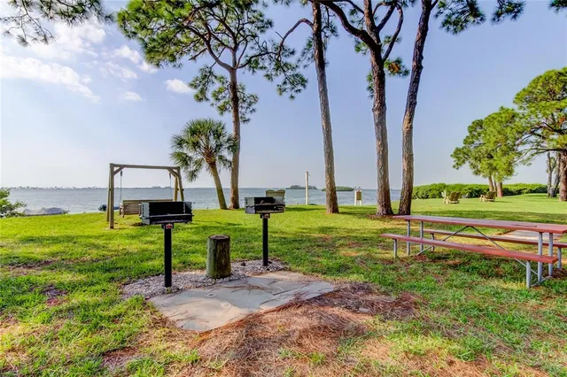 $175,000 | 2700 Bayshore Boulevard, Unit 2310, Dunedin, FL 34698