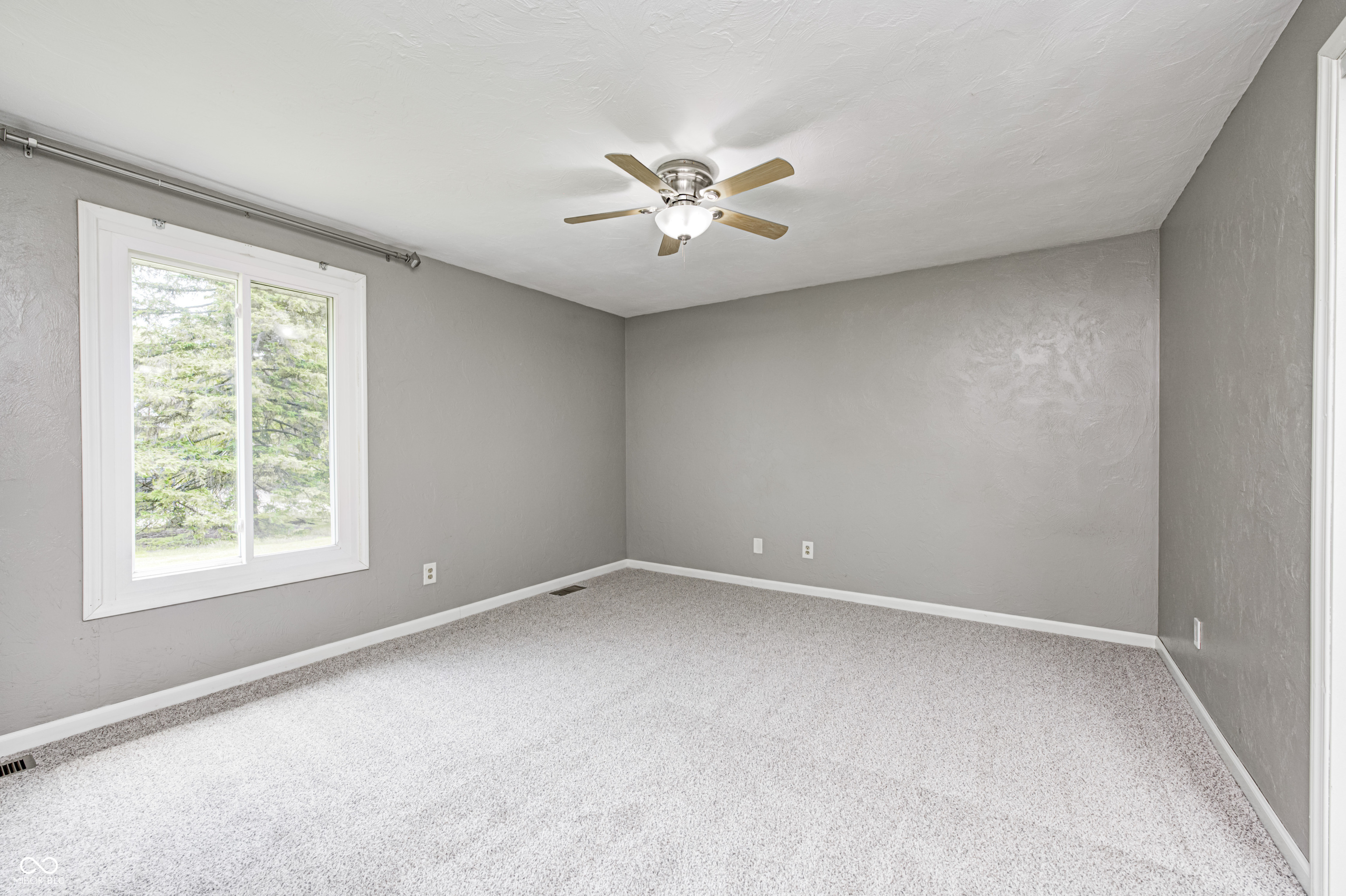 101 North Westbury Road Pendleton, IN 46064 - Photo 17 of 33 Gallery Image 17