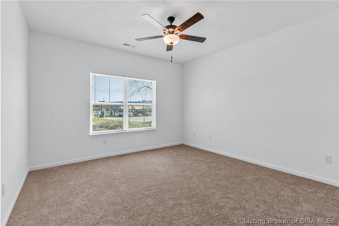 8014 Schrieber Road Floyds Knobs, IN 47119 - Photo 13 of 29