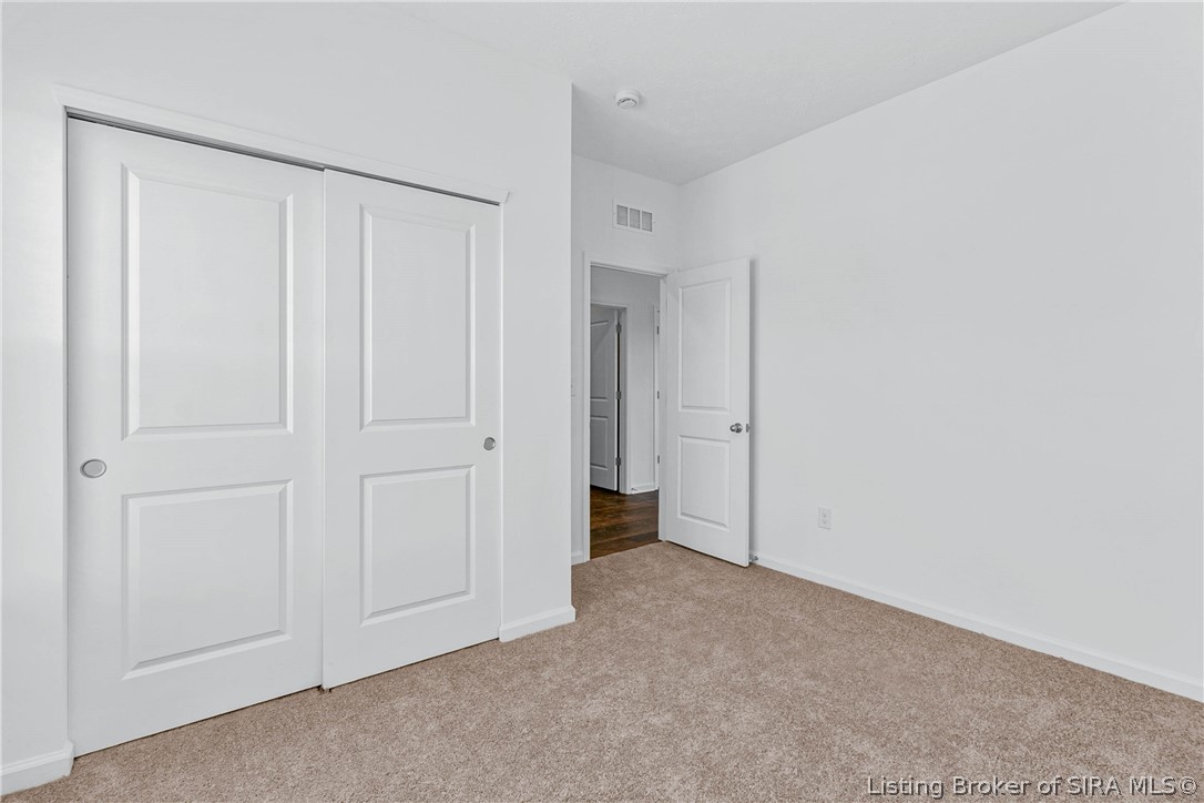 8014 Schrieber Road Floyds Knobs, IN 47119 - Photo 15 of 29