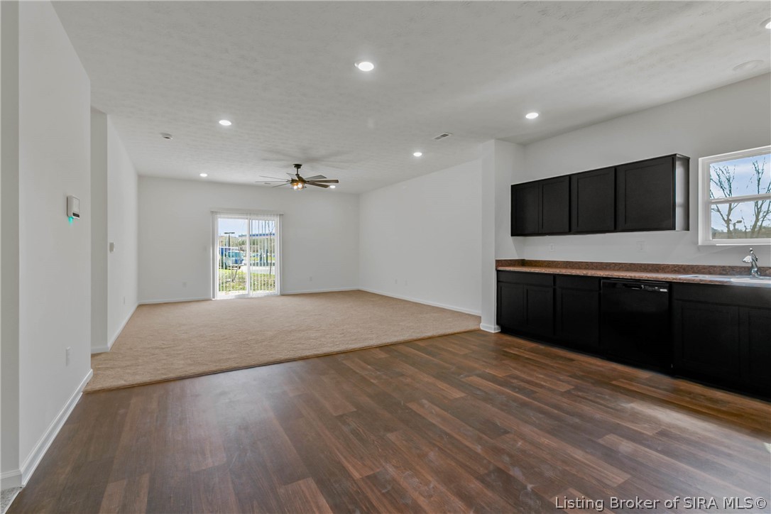 8014 Schrieber Road Floyds Knobs, IN 47119 - Photo 5 of 29