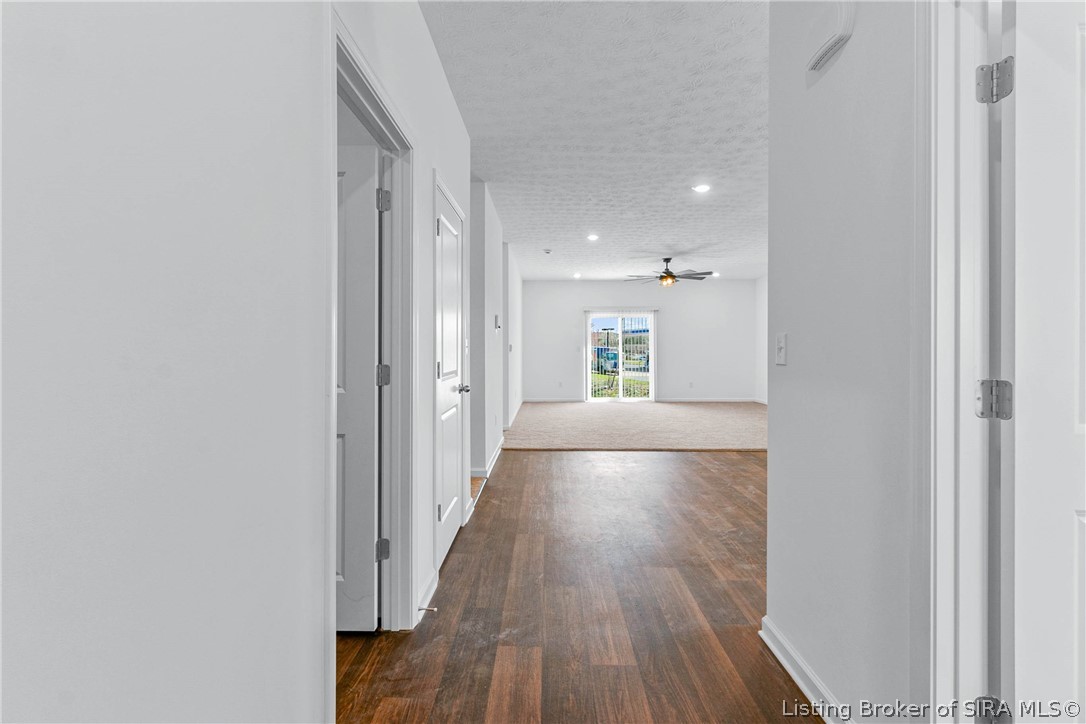 8014 Schrieber Road Floyds Knobs, IN 47119 - Photo 8 of 29