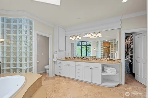 $3,110,000 | 7619 115th Place Northeast, Kirkland, WA 98033