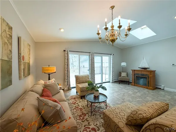 $299,900 | 2812 Ogden Place, Utica, NY 13501