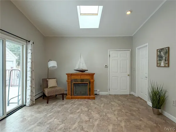 $299,900 | 2812 Ogden Place, Utica, NY 13501