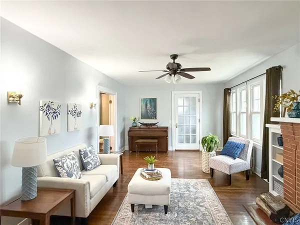 $299,900 | 2812 Ogden Place, Utica, NY 13501