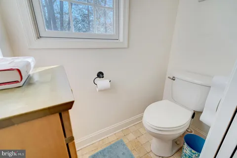$839,000 | 142 West Shore Drive, Milton, DE 19968