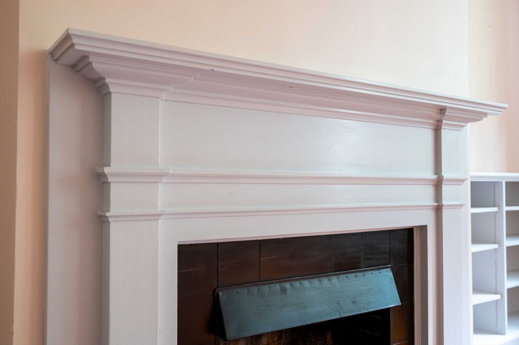 29 Follen Street Cambridge, MA 02138 - Photo 9 of 32 a close view of a fireplace