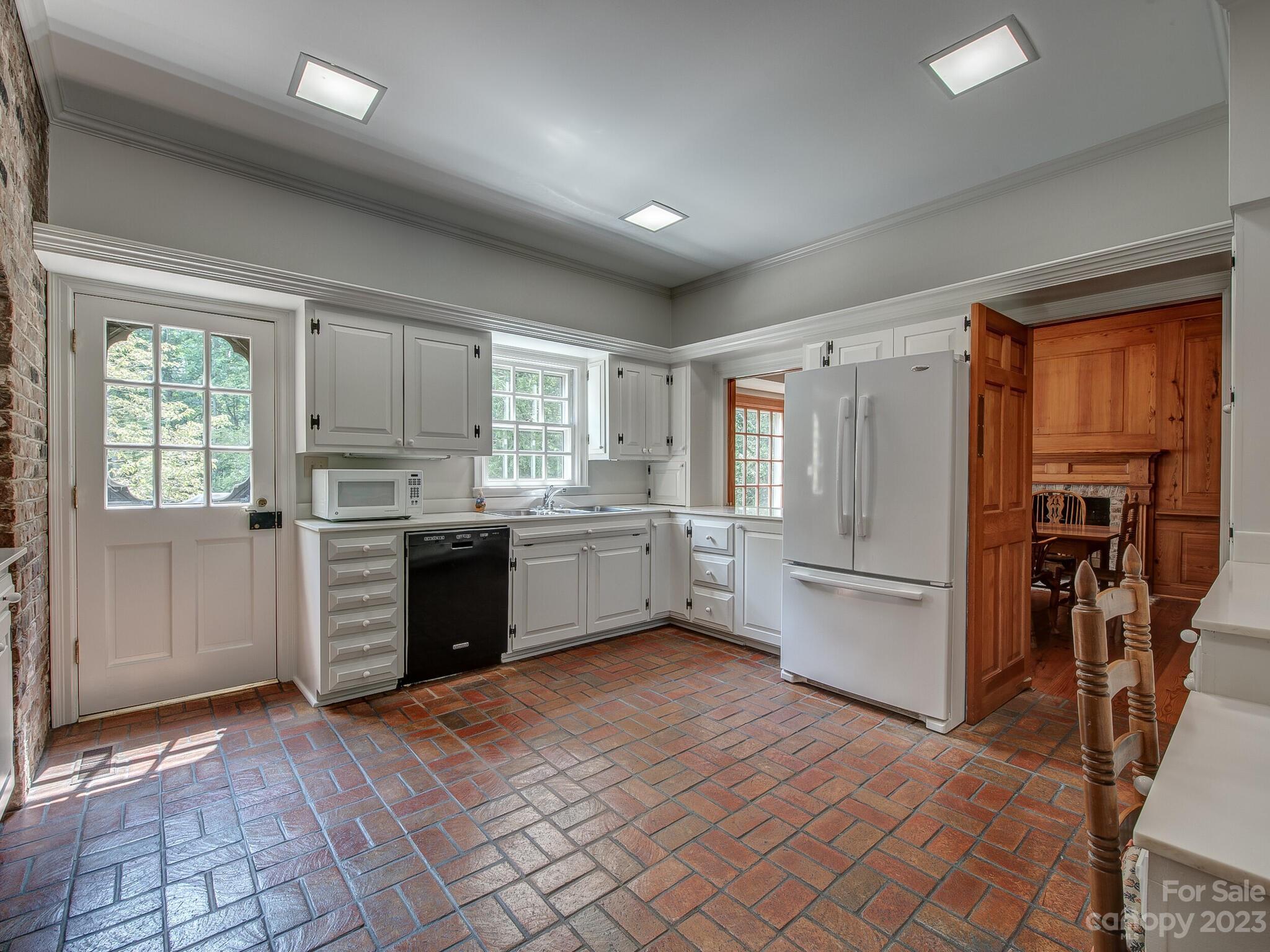 2016 Fairview Road Shelby, NC 28150 - Photo 8 of 45 Gallery Image 8