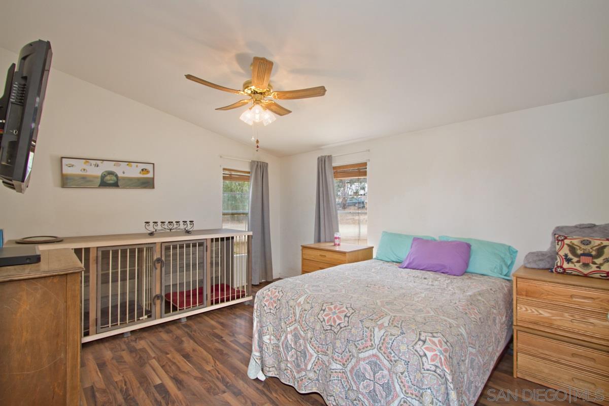 25105 Sultanas Road Homeland, CA 92548 - Photo 12 of 25 Gallery Image 12