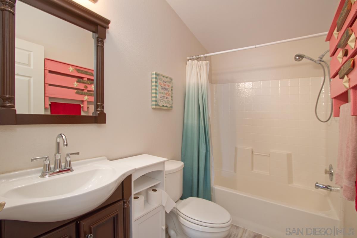 25105 Sultanas Road Homeland, CA 92548 - Photo 17 of 25 Gallery Image 17